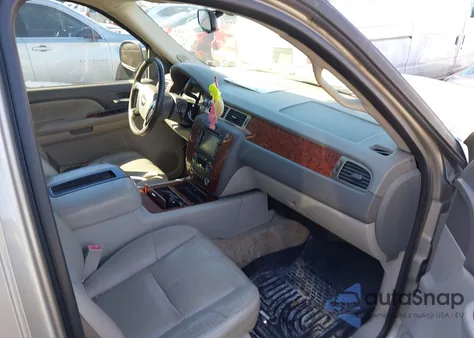 2007 Chevrolet Tahoe Ltz из США, поврежденный, VIN 1GNFK13027R280166